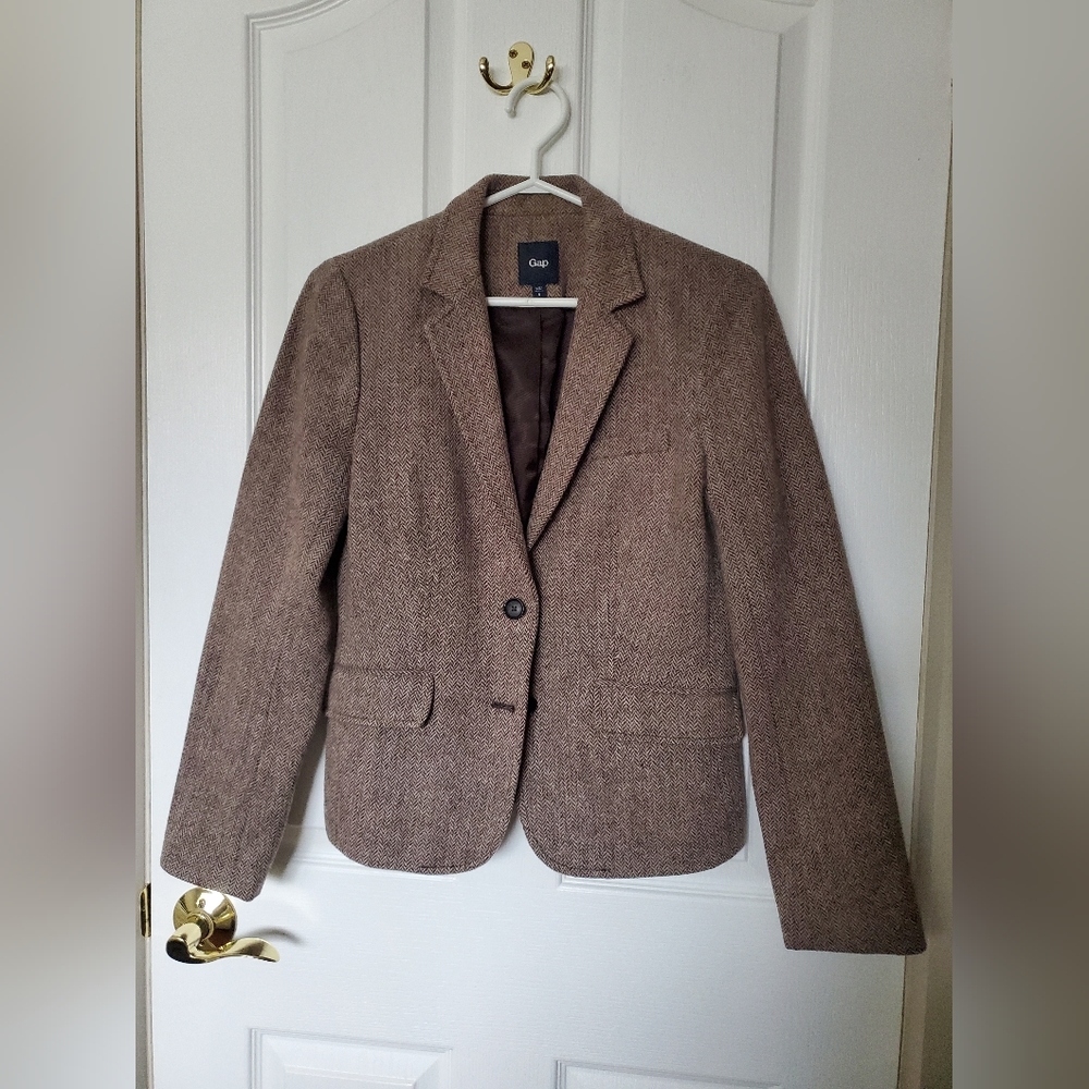 🔴 Brown wool blazer with two button closure